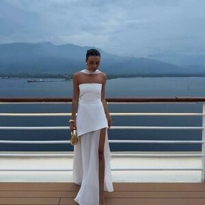 Matters Store Monaco White Strapless Dress with Scarf – Size Small